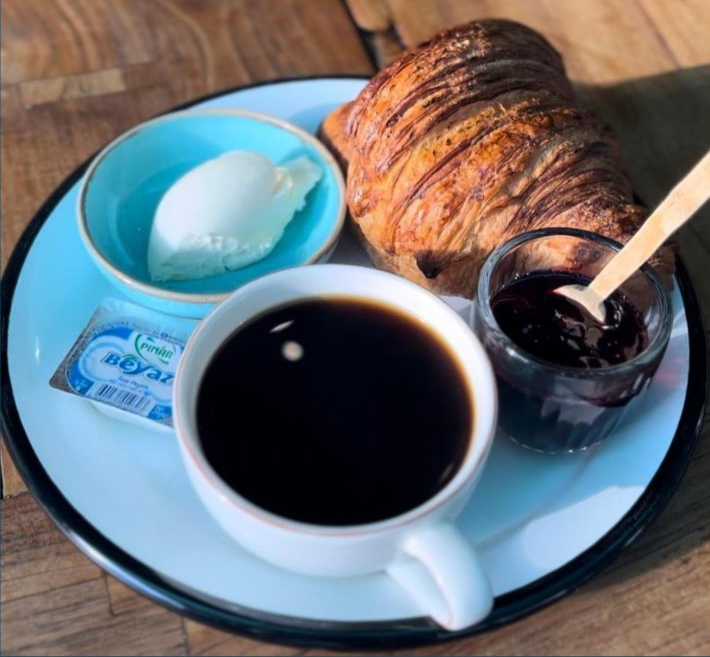 BABKA KRUVASAN KAHVALTI