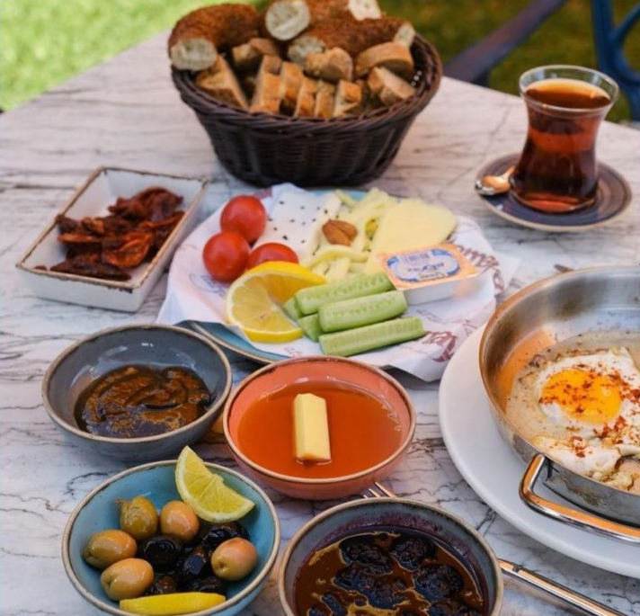 TEK KİŞİLİK KAHVALTI